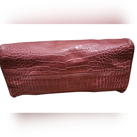 NWT Maxima Italian Top Handle and Crossbody - Picture 7 of 7